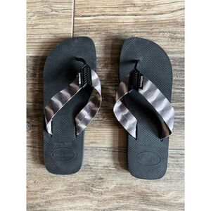 Havaianas Men's Flip Flops Size 11/12M Black Striped Top Casual Beach Sandals
